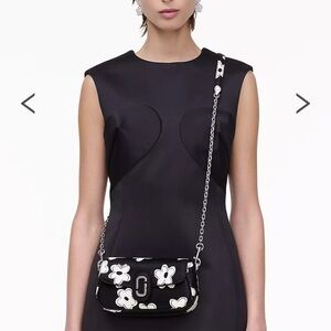 NWT! NEW! Marc Jacobs Clover Double J Daisy Convertible Shoulder Bag Black White